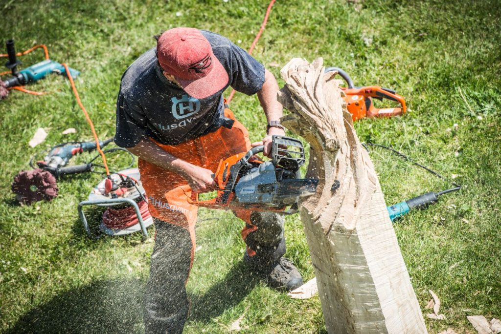 Skulpturparken træskulpturfestival